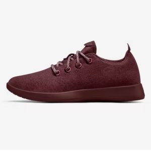 *Like New* Women’s Allbirds Wool Runners Maroon Size 8